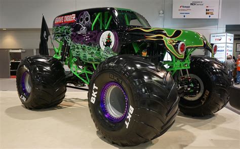 Grave Digger 23 Monster Trucks Wiki Fandom Powered By Wikia