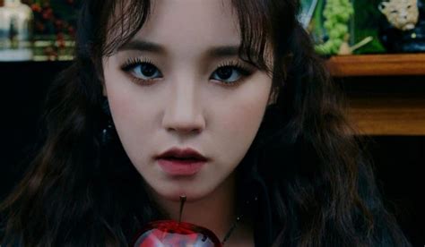 Gi Dles Yuqi Confirmed To Make Her Solo Debut Releases First