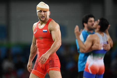 Russian Wrestler Suffers Gnarly Head Wound In Mens 74kg Gold Medal