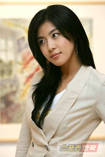 Cute Korean Actress Ha Ji Won Wallpaper Hd Wallpapers The Best Porn
