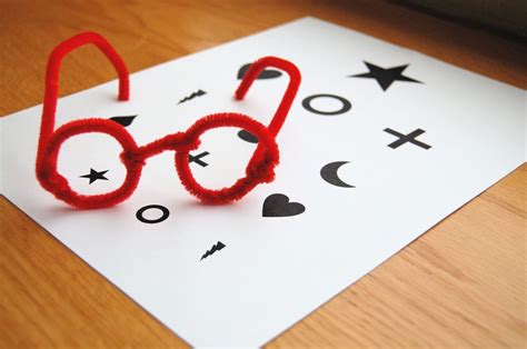 Have Students Make Their Own Glasses And Eye Charts Body Preschool