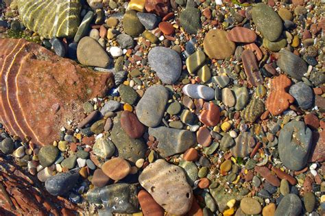 Brown And Black Stone Fragments Nature Water Hd Wallpaper Wallpaper