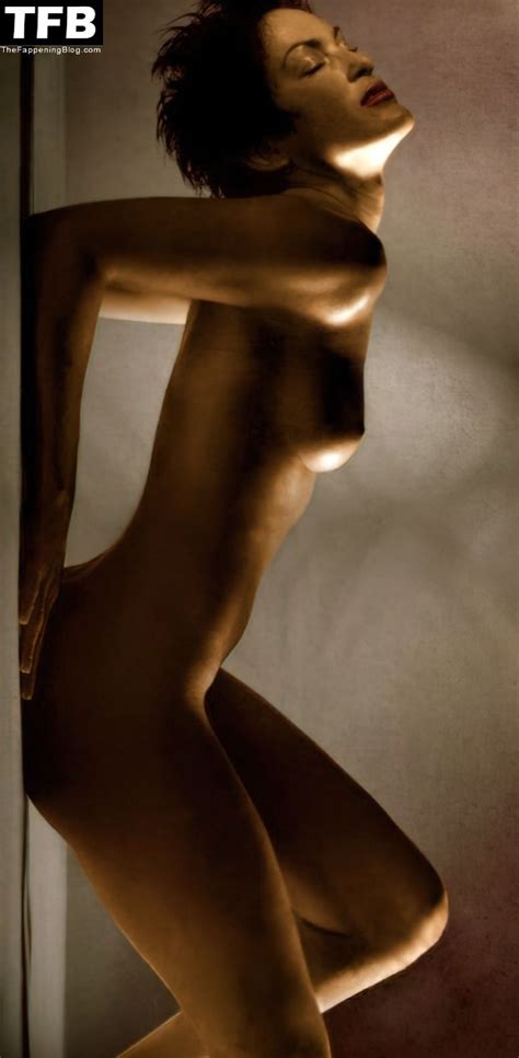 Mariska Hargitay Nude Sexy 6 Pics EverydayCum The Fappening