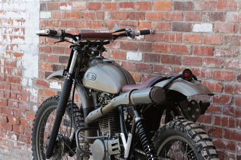 Motor sport legendaris buatan jepang ini memang banyak digandrungi para pencinta kecepatan. Harga Custom Motor Di Katros Garage | Customotto