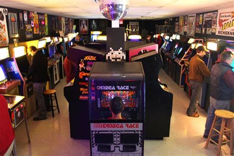 Make A Gamer Pilgrimage To These 8 Old School Arcades Arcade School