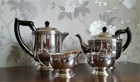 Nice Silver Plated 4 Piece Tea Set With Decorative Edges Catawiki