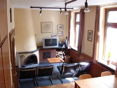Die wohnung ist parterre zum garten in einem 12 parteien haus. WG Aachen Pontviertel / RWTH Kruppstr. 10 - Studenten ...