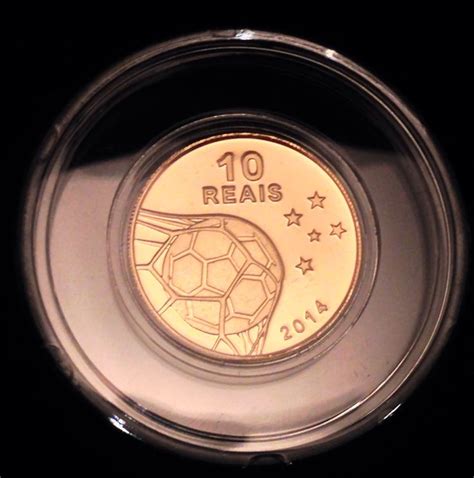 moeda comemorativa da copa do mundo de 2014 no brasil 10 reais de ouro puro deveriam ter feito