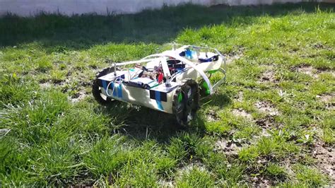 Crank the jack to raise the tire off of the ground. Diy Robot Lawn Mower - Diy Projects