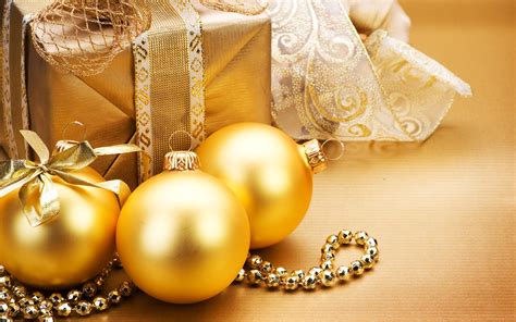 Gold Christmas Ornaments Pictures And Photos