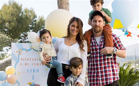 Messi Y Antonela Roccuzzo Cómo Afectará A Su Familia Las
