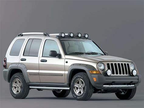 2005 Jeep Liberty Renegade 37 Jeep Pictures