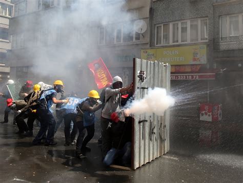 May Day Demonstrations Prompt Clashes With Police In Istanbul Time