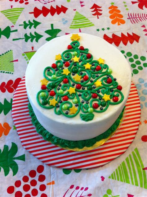 Then on christmas day, my birthday was celebrated with my family. Swirly Christmas Tree Cake - CakeCentral.com