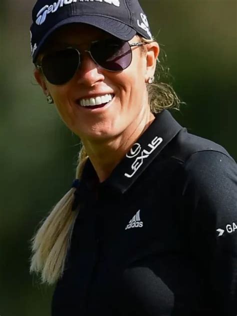 Natalie Gulbis Goes Viral In Sports Illustrated Swimsuit Issue Bullscore