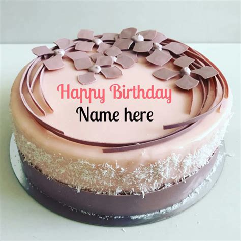 If you are looking for the happy birthday cake pics with the name of the birthday person such as for brother, sister, mother, father, girlfriend, boyfriend, etc. Write Name On Special Birthday Cake For Dear Mother