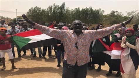 Sudan Crisis Pro Democracy Leaders Resume Talks With Ruling Military Council After Dozens Were