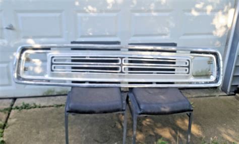1972 1973 Dodge Truck Grille D150 Ramcharger Power Wagon Ebay