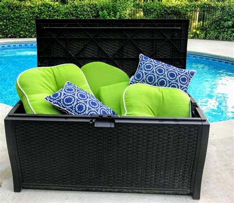 Swimming Pool Furniture Comfortable And Easy Maintenance