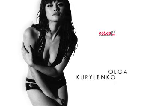 Hot Sexy Bond Girl Olga Kurylenko Top Wallpapers