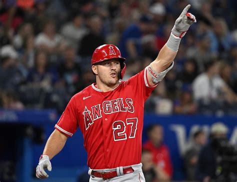 Angels News Phil Nevin Calls Mike Trout The Best Hitter In Team