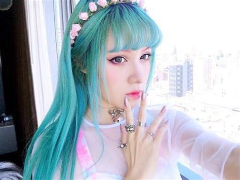 Turquoise is a beautiful hair color, whether you are going mermaid or scene. make-up, pastel, mint, turquoise, teal, blue, green, hair ...
