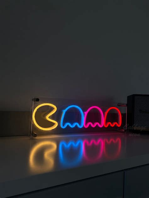 Pacman Neon Sign Pac Man Led Sign Pac Man Wall Decor Neon Etsy