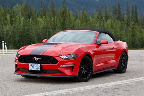 2020 Ford Mustang 2019 Ford Mustang