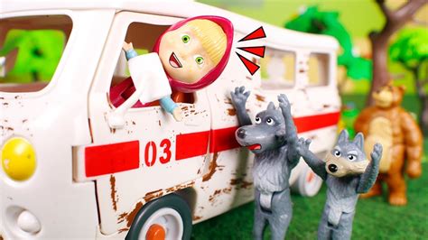 Masha And The Bear Toys 🐻 Masha Escapes In The Van Of The Wolves Youtube