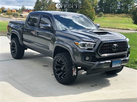 2018 Toyota Tacoma Fuel Assault Toytec Lifts Leveling Kit | Custom Offsets