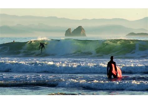 .camp rv park, gold beach: Surfing on the Northern California and Southern Oregon Coasts