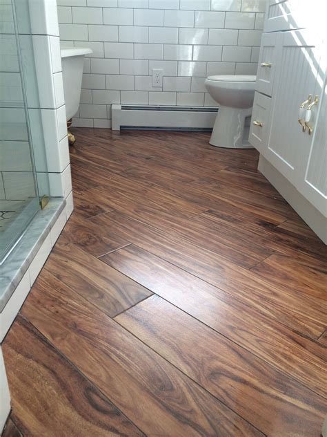 Wood Look Bathroom Tile