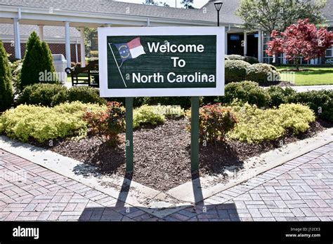 Welcome To North Carolina Sign Stock Photo Alamy