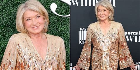 martha stewart s love life heats up after posing in daring swimsuit for sports illustrated cover