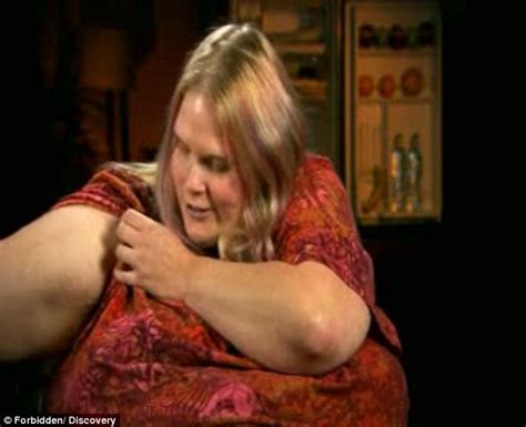 Gabi Jones Who Weighs Pounds Says I Only Want To Get Fatter Daily Mail Online
