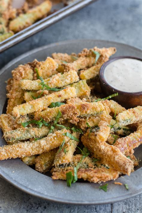 It has a mere 3.1g of carbs per 100g, which is about half of a . Crispy Zucchini Fries (Keto + Low Carb) - The Best Keto ...