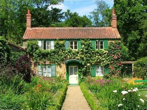 15 Beautiful Irish Cottage Inspiration For Home Design French Cottage