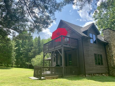 700 skyline drive (7,310.26 km) p0a 1c0 burks falls. Honeymoon spot at Shadow Mountain Escape | Mountain cabin ...