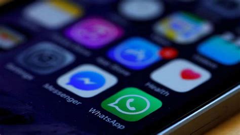 Whatsapp Ios Beta Update Lets Users Scroll Messages Through