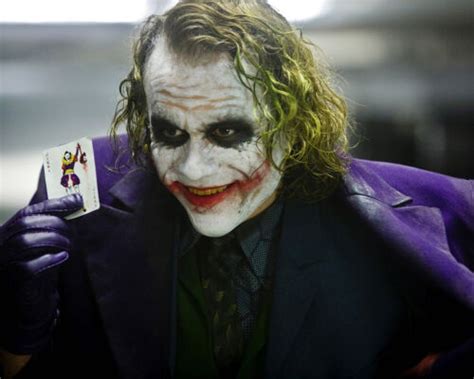 Heath Ledger As Joker Holding Joker Card The Dark Knight 8x10 Photo Ebay