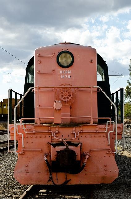 Pink Locomotive In Perris Ca Train Train Rides Locomotive