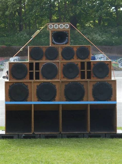 solar sound dj equipment sound system big ass reggae rusty speakers solar scoop