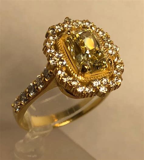 Robert Lance Jewelers 18 Karat Yellow Gold Canary Yellow Diamond Engagement Ring