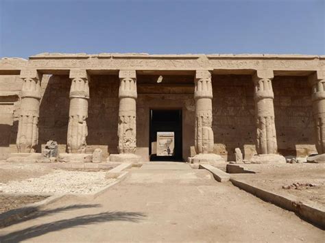 Luxor Qurna Templo De Seti I Ancient Egypt Egyptian Gods Egypt