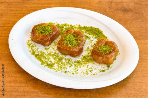 Turkish Dessert Sobiyet Havuc Dilimi Midye Baklava Mussels Baklava