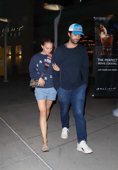 Natalie Portman Arrives At Arclight Out With Benjamin Millepied In