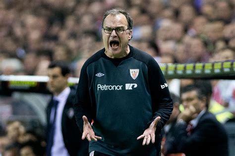 He helped me a lot with his advice. Is Marcelo Bielsa the right manager for Everton? - Royal ...
