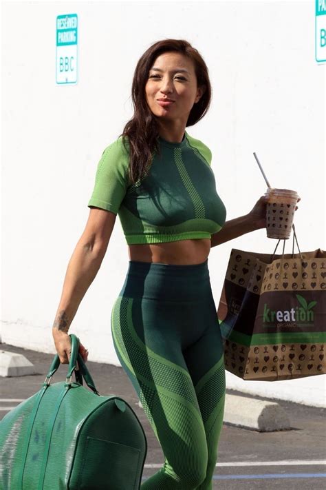 picture of jeannie mai