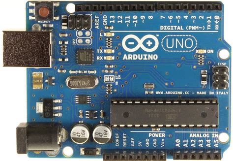 The leds are turned on and off, in sequence, by using both the digitalwrite() and delay() functions. Arduino Uno - México— RoboTec