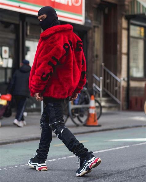 Ninja Hypebeast In 2020 Male Models Poses Street Fashion Photography